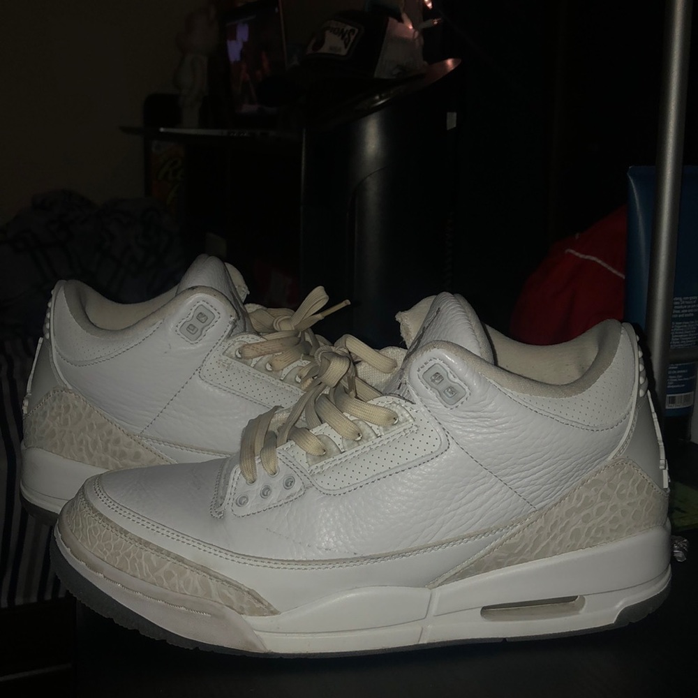 Jordan 3 Triple White